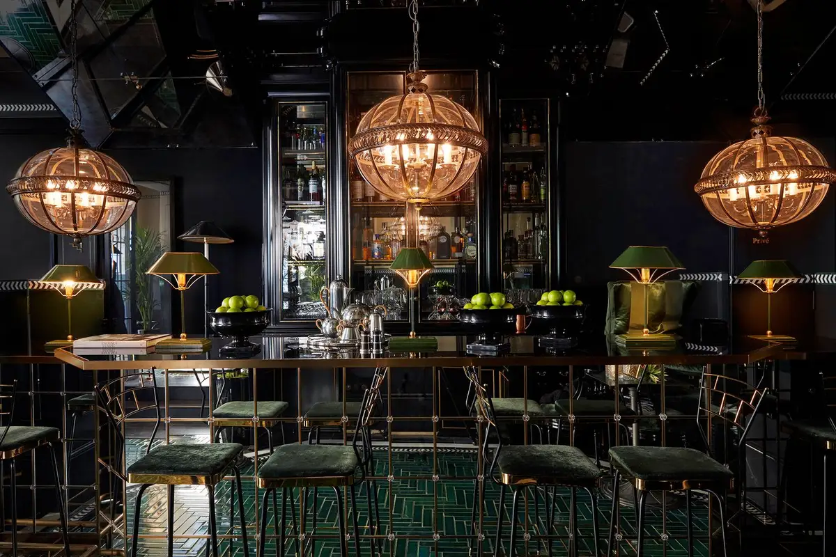 Monsieur George Bar by Anouska Hempel.jpg