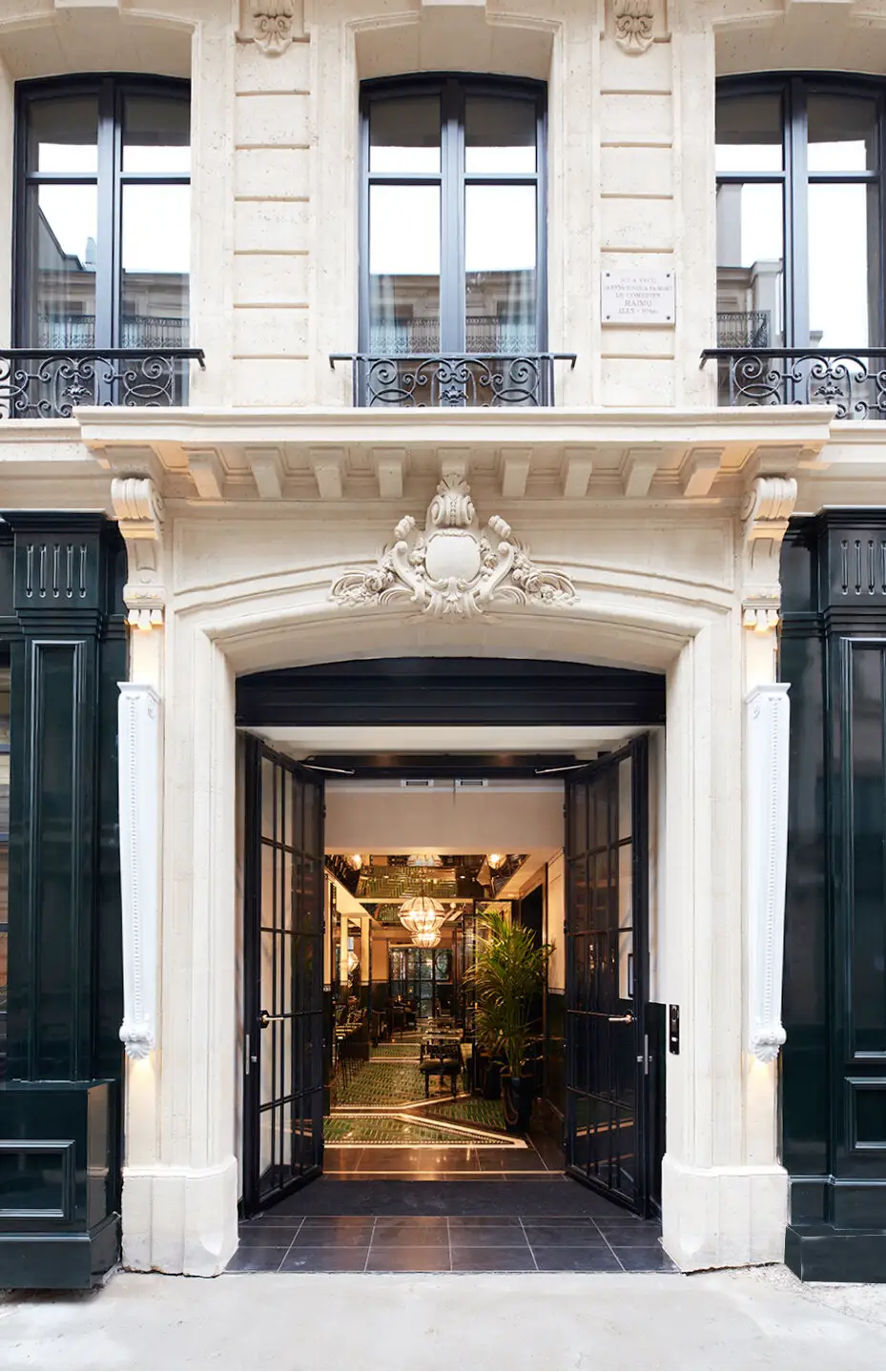 Monsieur George Galanga restaurant entrance.jpg