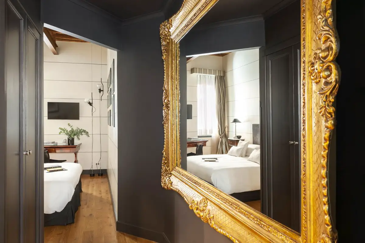 03a Babuino Superior Room.jpg