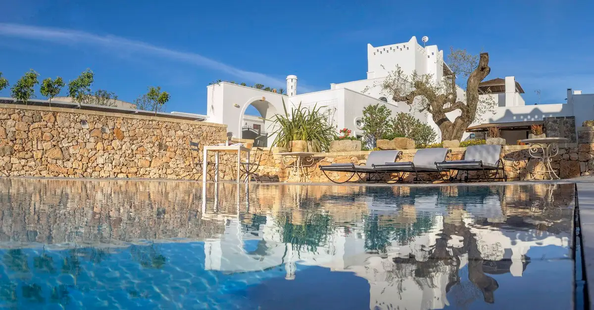Pool at Masseria Le Mandorle