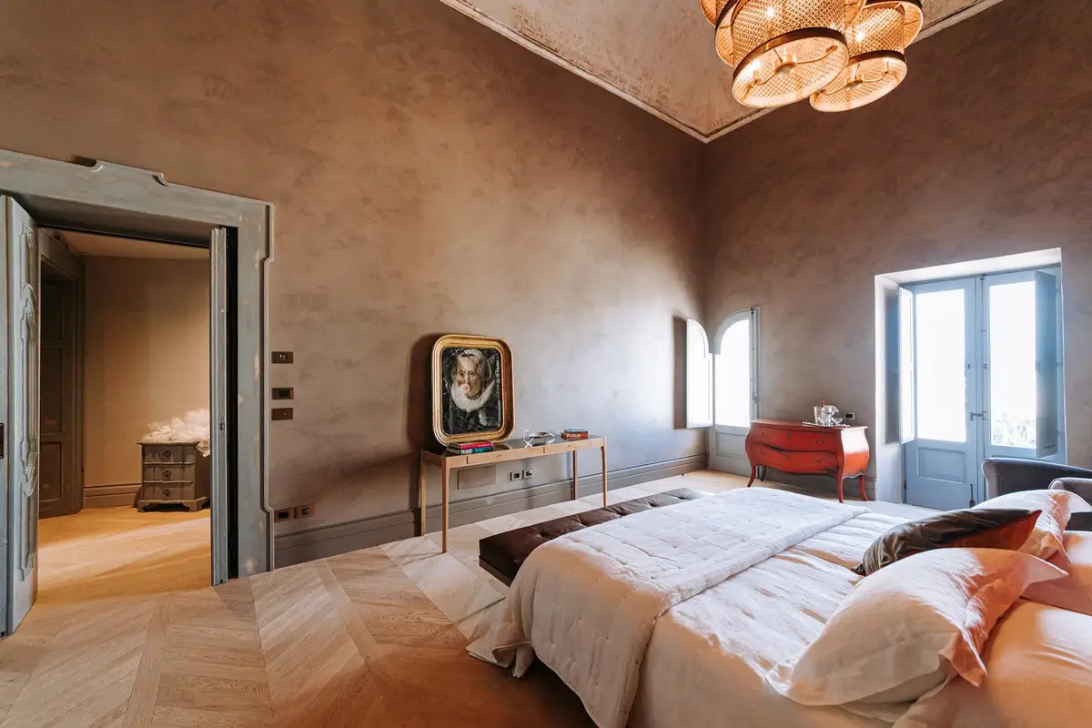 Deluxe suite - 5.jpg