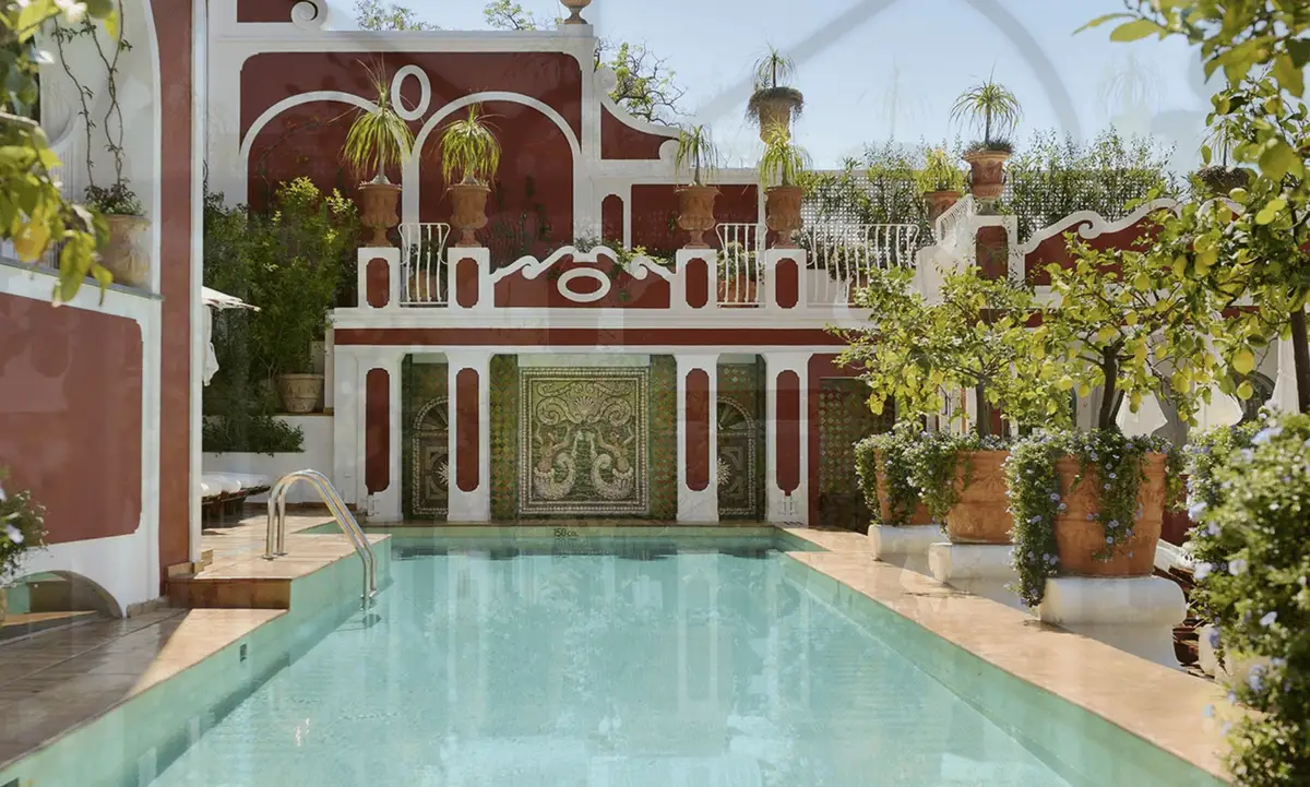 Pool at Le Sirenuse, Positano