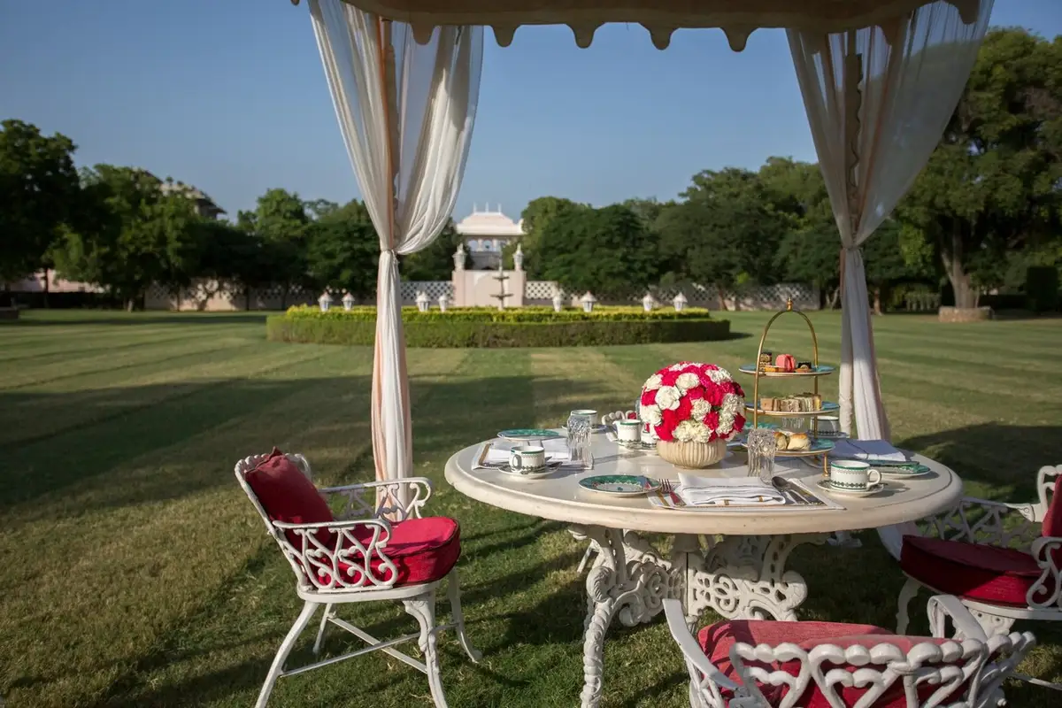 SUJÁN Rajmahal Palace