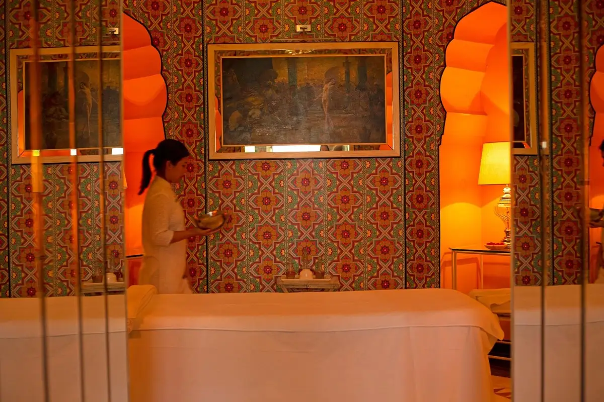 SUJÁN Rajmahal Palace