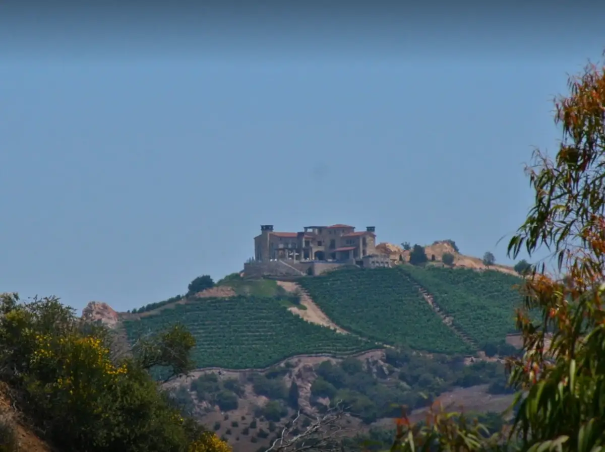 Malibu Rocky Oaks Estate Vineyards