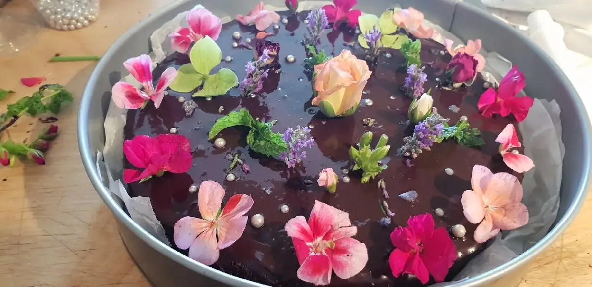 TORTA PADRE DANIELE.jpg