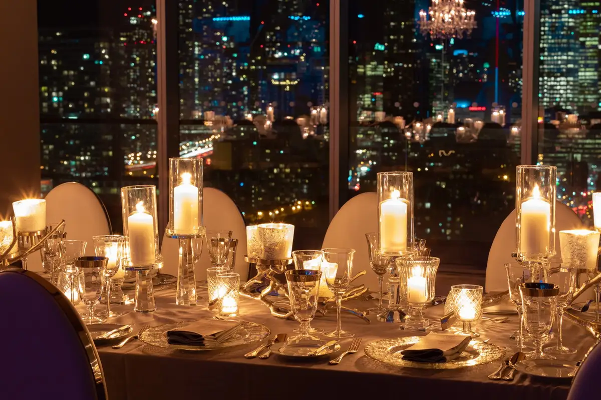 TheBigEvent-14 CLOSE UP TABLE + SKYLINE.jpg
