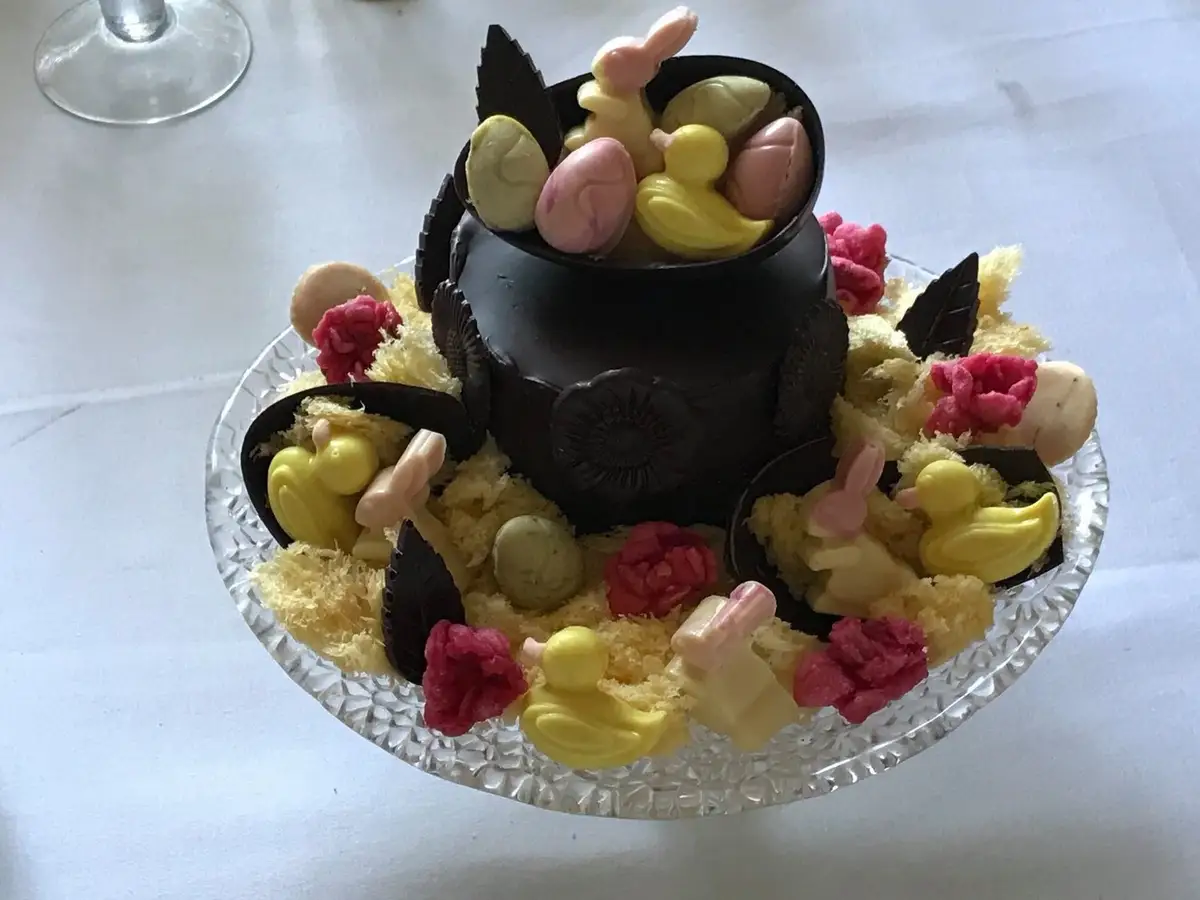 HANDMADE EASTER EGG AND CHOCOLATES.jpg