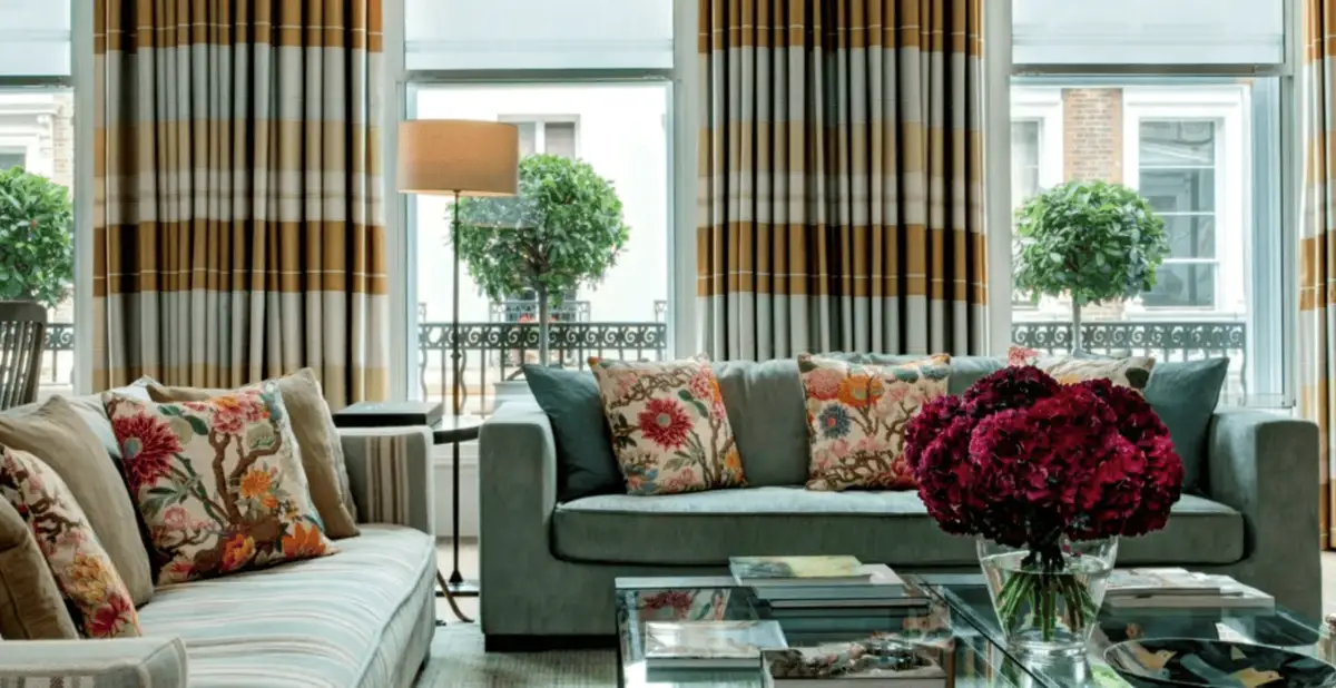 Browns Hotel