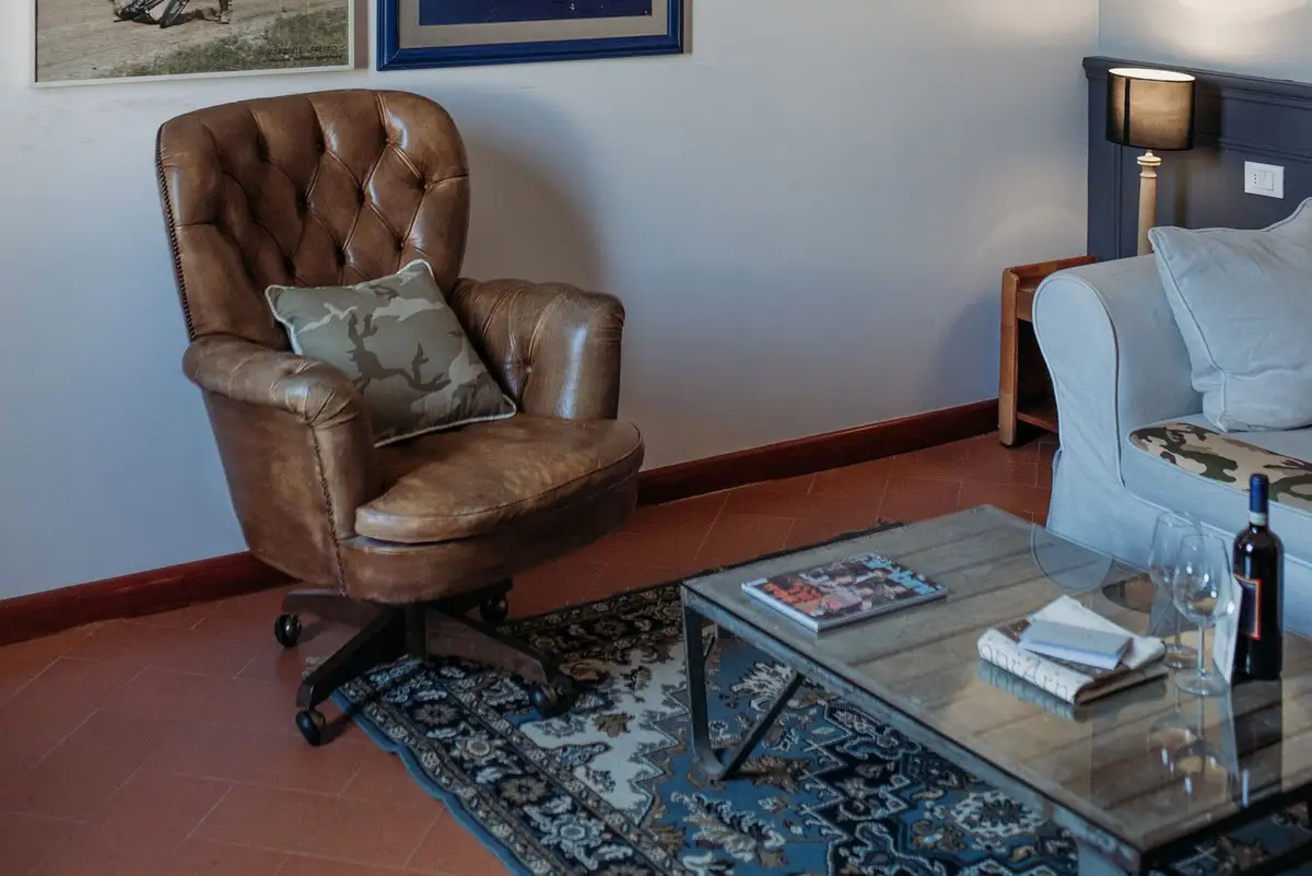Soprarno Suites