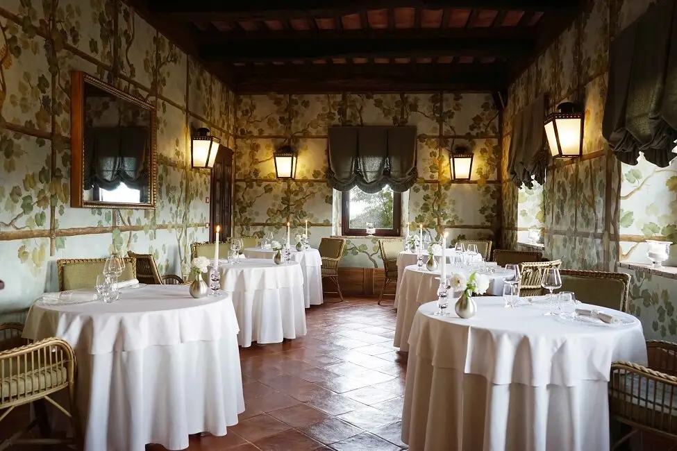 Castello Banfi Il Borgo