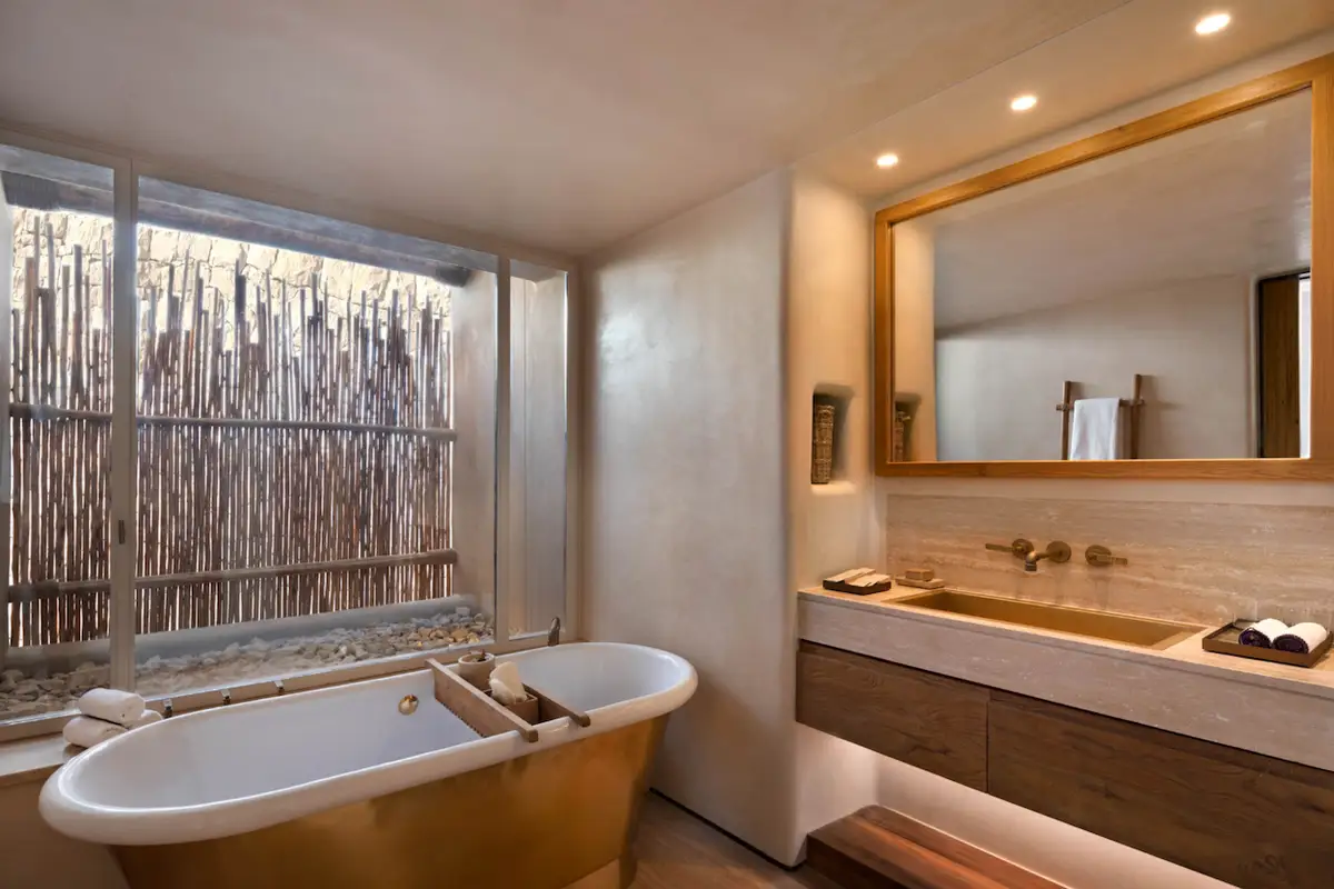 Six Senses Sharahut
