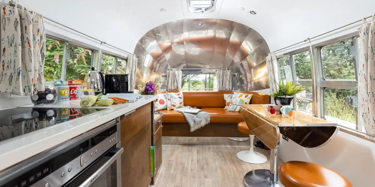 dittisham-hideaway-airstream8-1600x800.jpeg