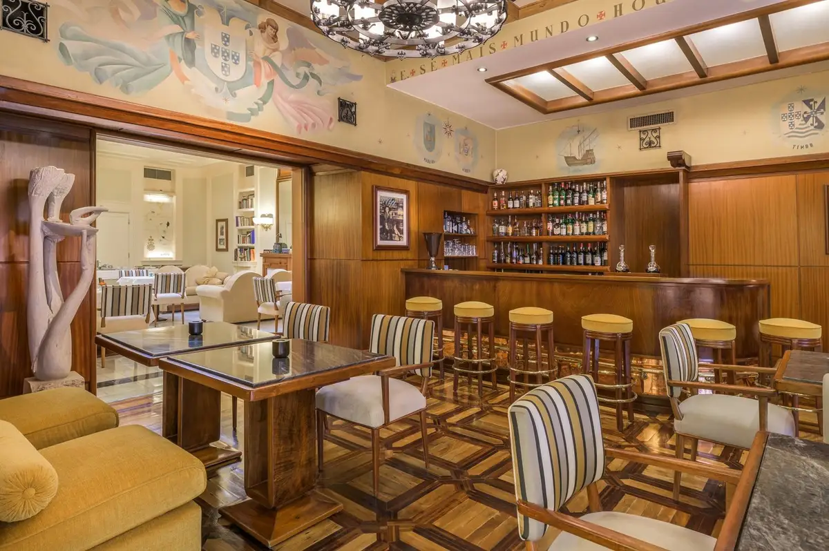 Hotel_Britania_Bar.jpg