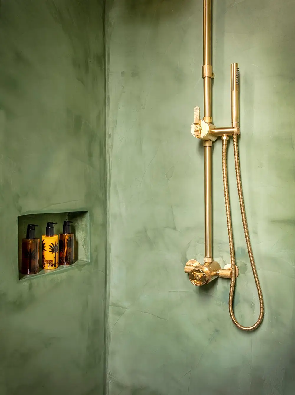 Castle Elvira_Princess Ensuite_Ortigia (C) Rei Moon.jpg