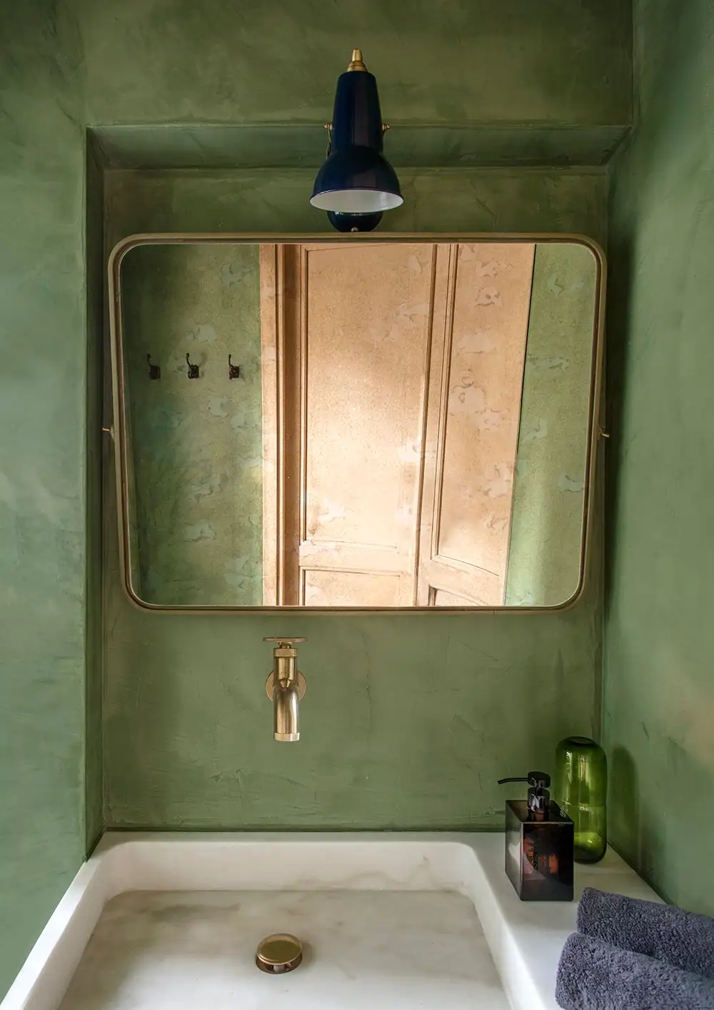 Castle Elvira_Princess Ensuite (C) Rei Moon (1).jpg
