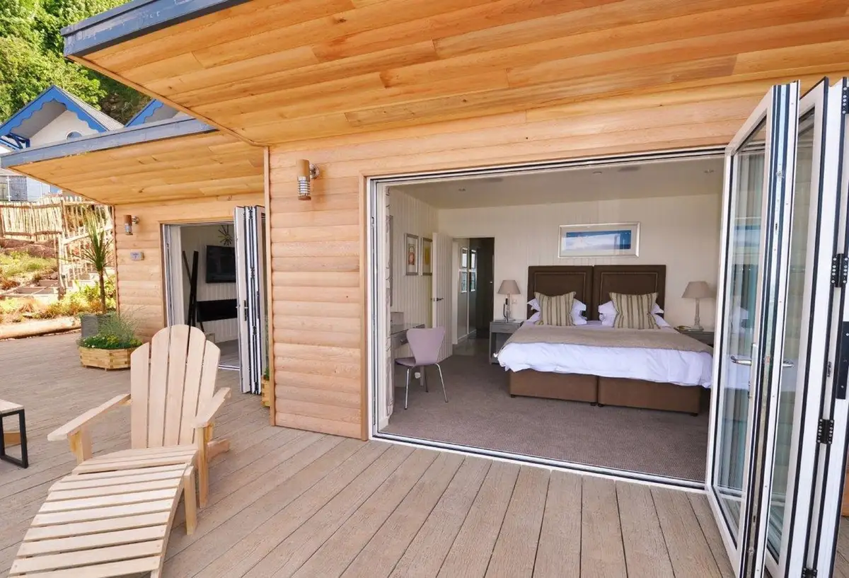 Beach Suite 5.jpg