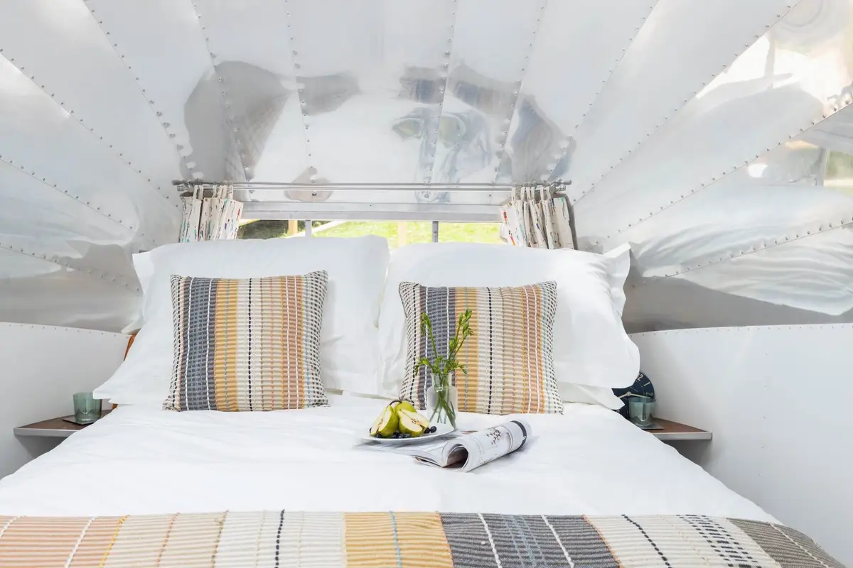 dittisham-hideaway-airstream1.jpg