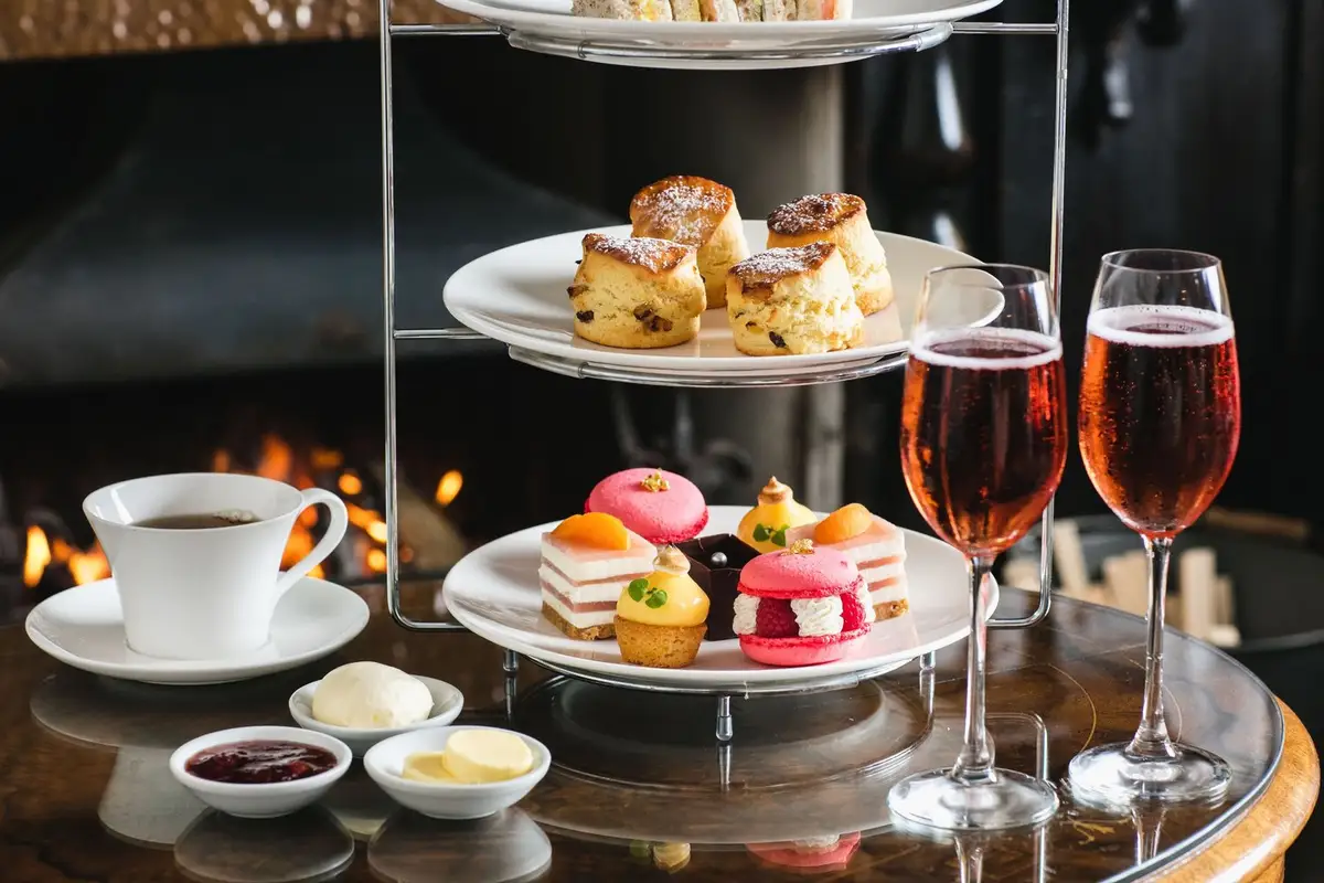 AFTERNOON TEA.jpg