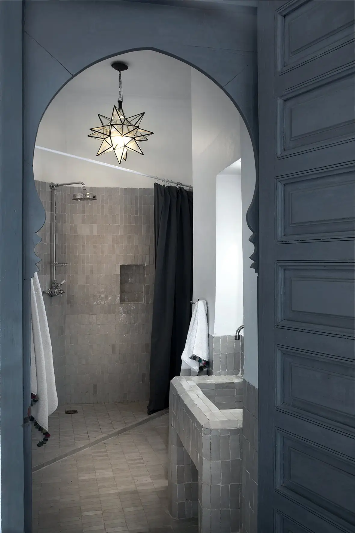 darkawa-riad-bathroom-baboune-photo-tania-panova.jpg