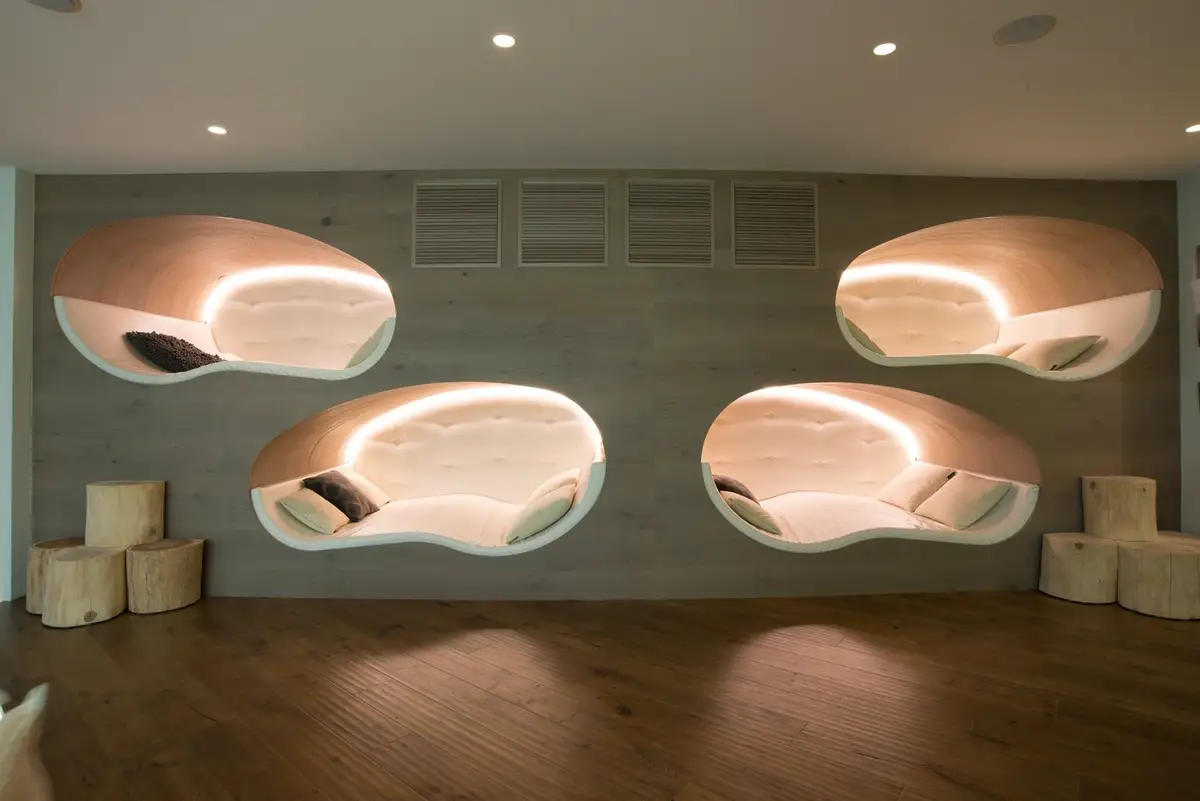 Spa pods no people Indoor pool area.jpg