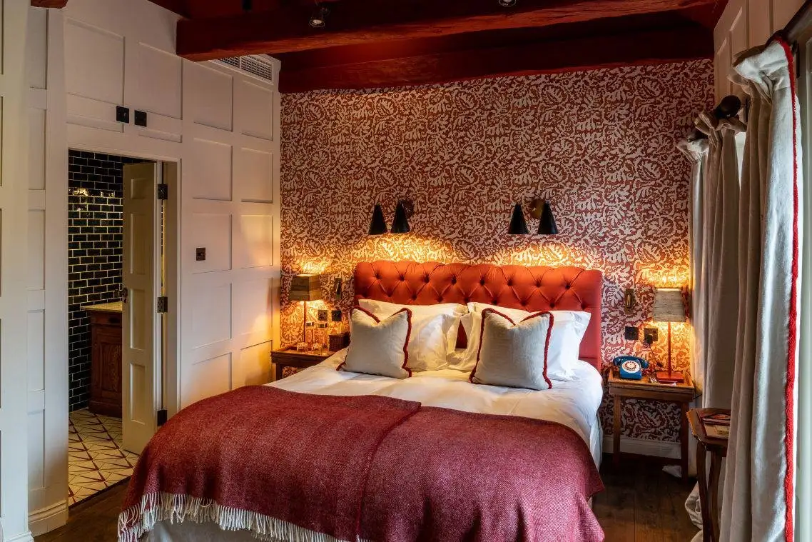 Pubs with Rooms: The New Boutique Hotels