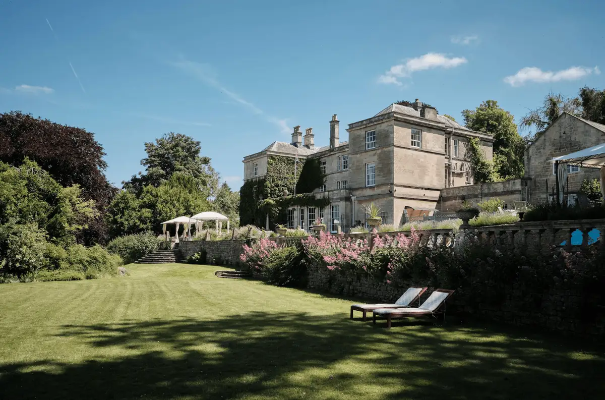 Burleigh Court, Cotswolds