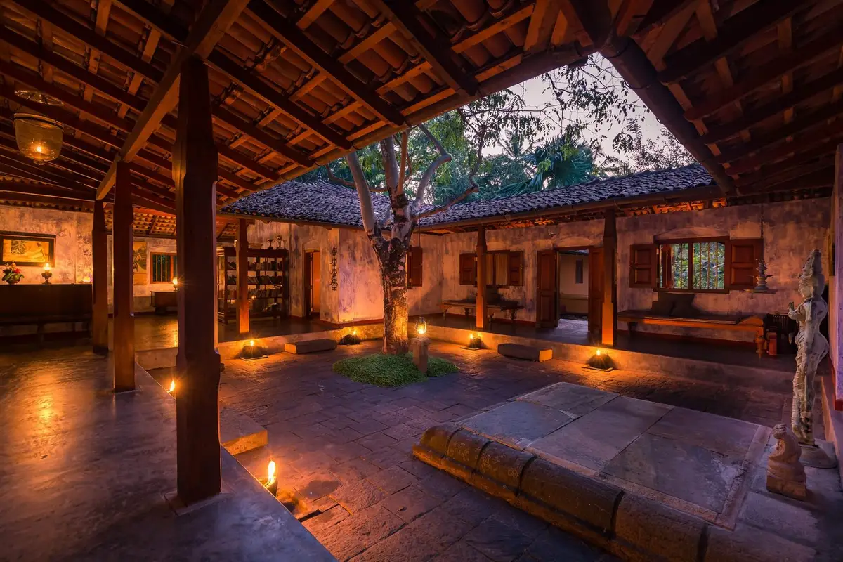 ulpotha main house courtyard evening2V0A959720160126-HDR copy.jpg