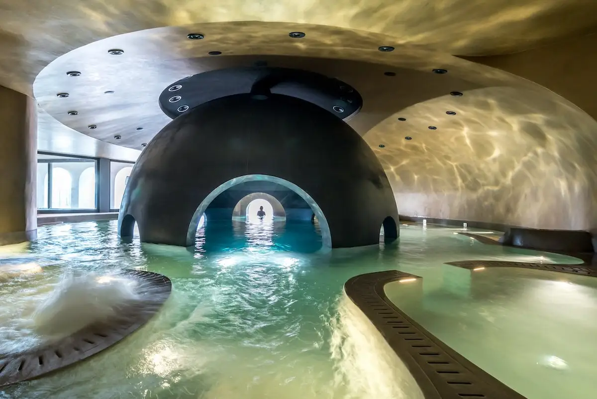 Euphoria Greece Sphere pool 300dpi.jpg