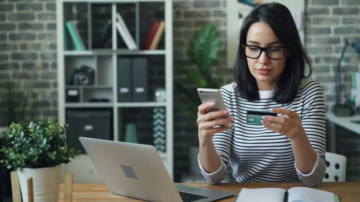 How to Turn Credit Card Rewards Into Free Trips