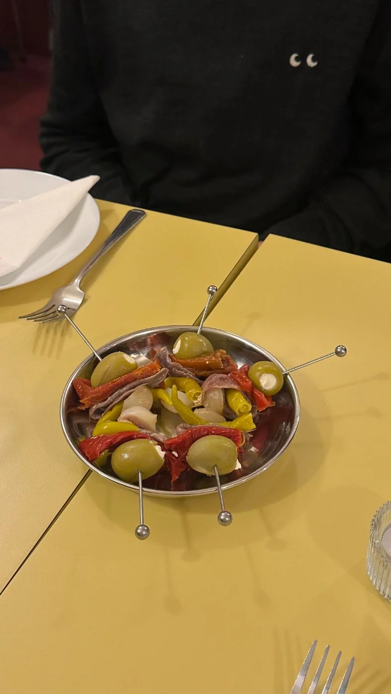 Gildas on a steel plate